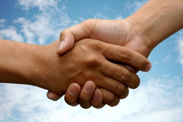 Handshake-crop